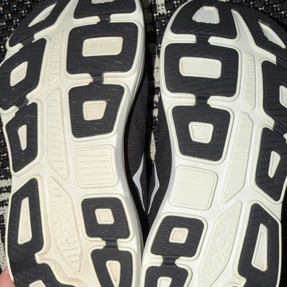 HOKA Black and White Running Shoes Bondi 9, Women’s 8.5B EUC - Picture 6 of 11